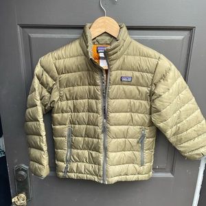 Patagonia Boys Puffer Coat, Size Small